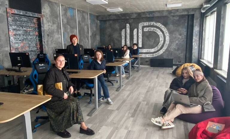 Викладачі та студенти кафедри відвідали факультет інформаційних технологій і математики